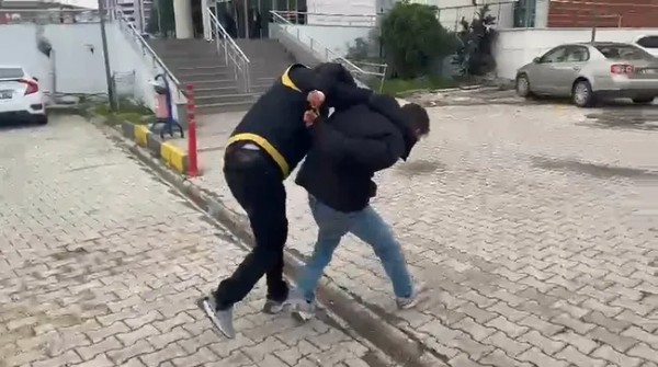 4 Ay Boyunca 15 Kadının Gizli Gizli... Akaryakıt İstasyonu Tuvaletinde Mide Bulandıran Olay